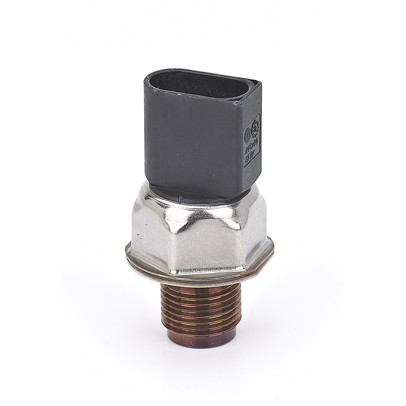 How Does a Fuel Rail Pressure Sensor Improve Engine Efficiency and Performance?